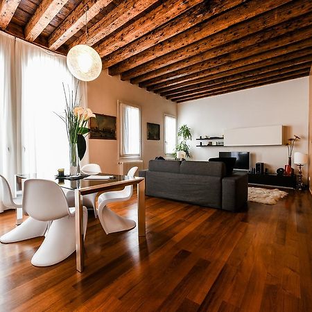 Апартаменти Frari Luxury Венеція Екстер'єр фото