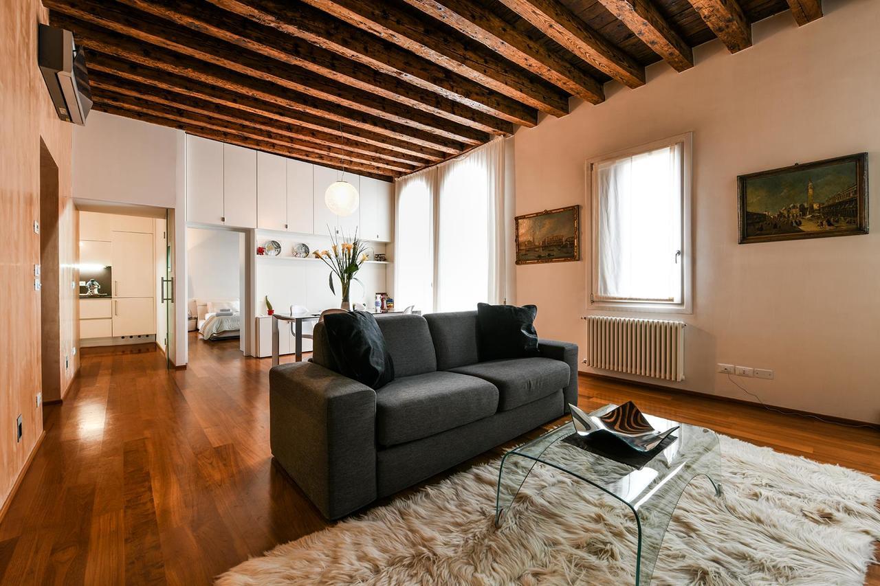 Апартаменти Frari Luxury Венеція Екстер'єр фото