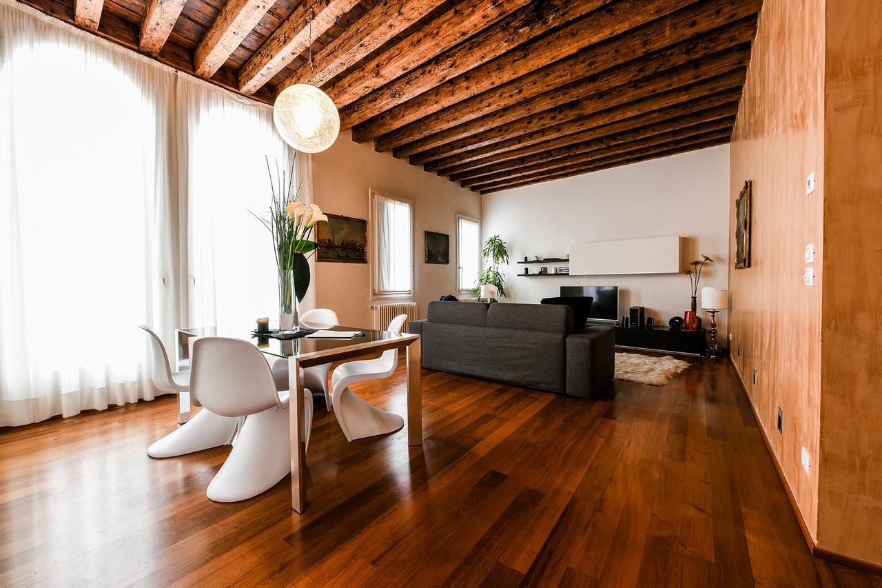 Апартаменти Frari Luxury Венеція Екстер'єр фото